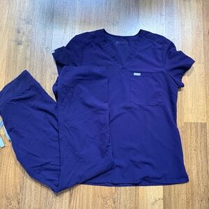 Figs Purple Shadow Scrub Set